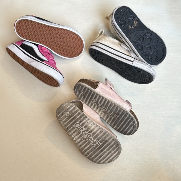 Toddler Girl Sneaker Shoes - Picture 5 of 5